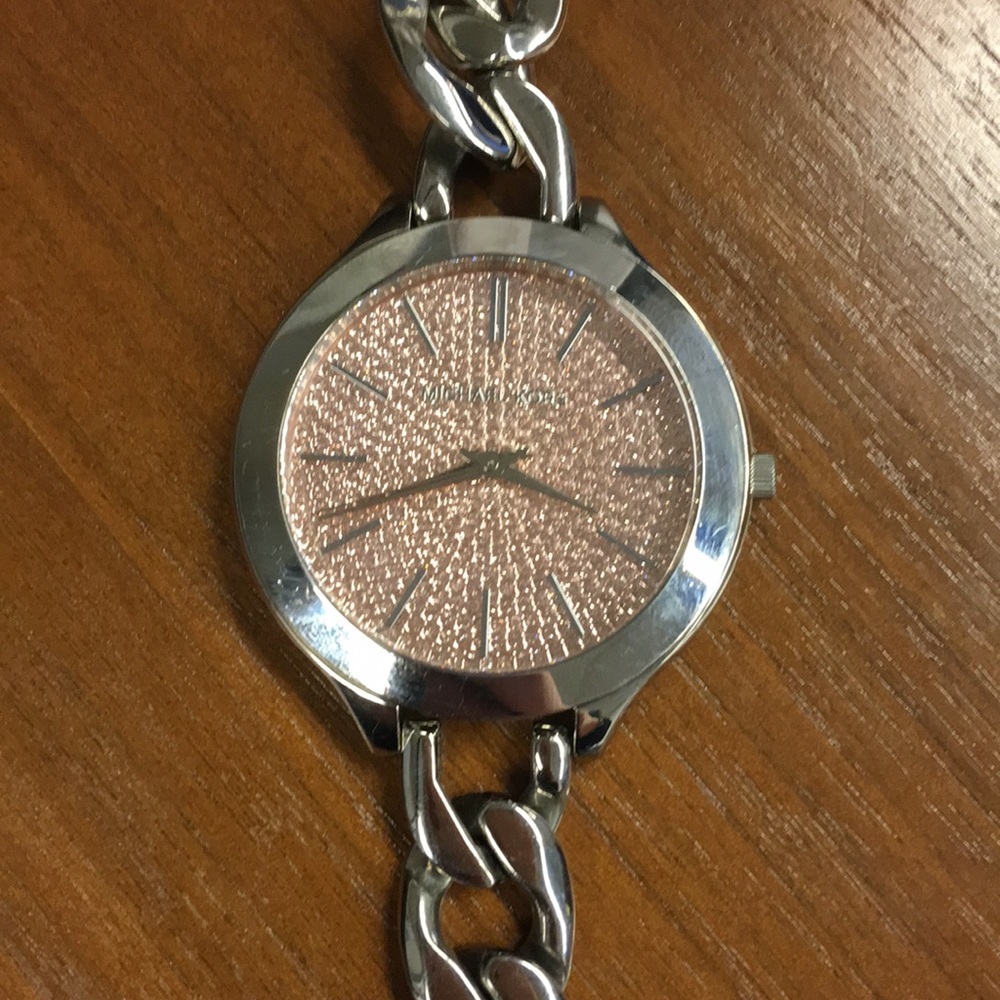 Michael Kors chain link watch! Pink stones in face